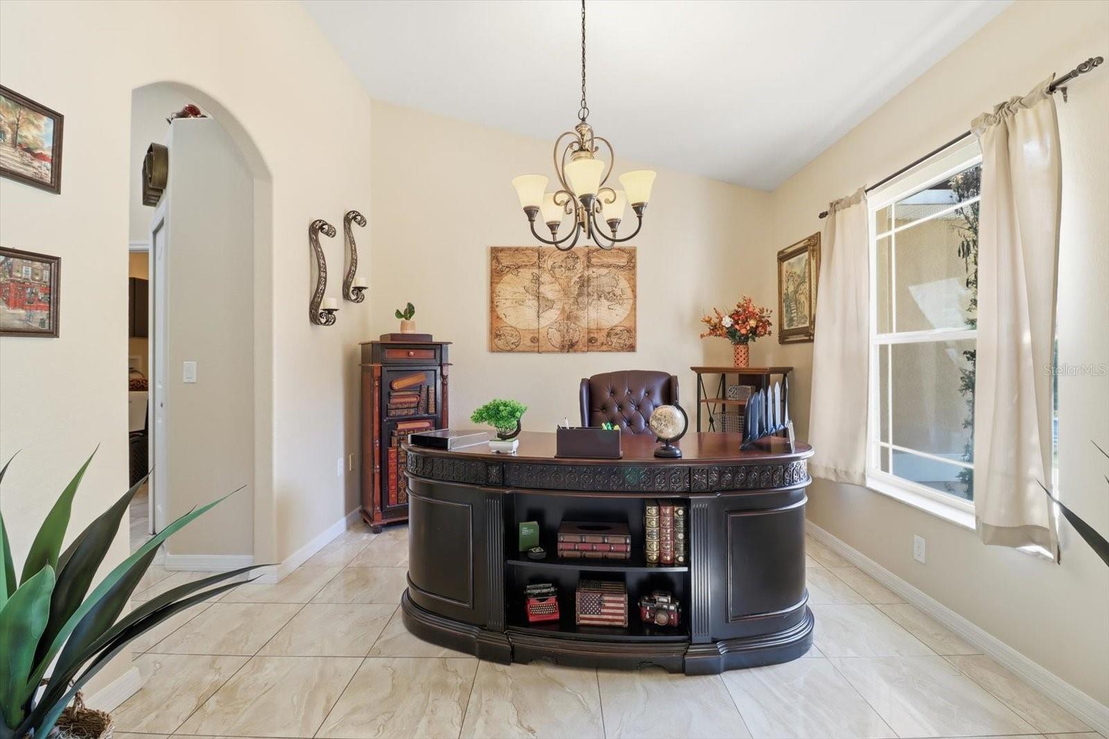 Image 9 of 39 For 11 Heuchera Court E