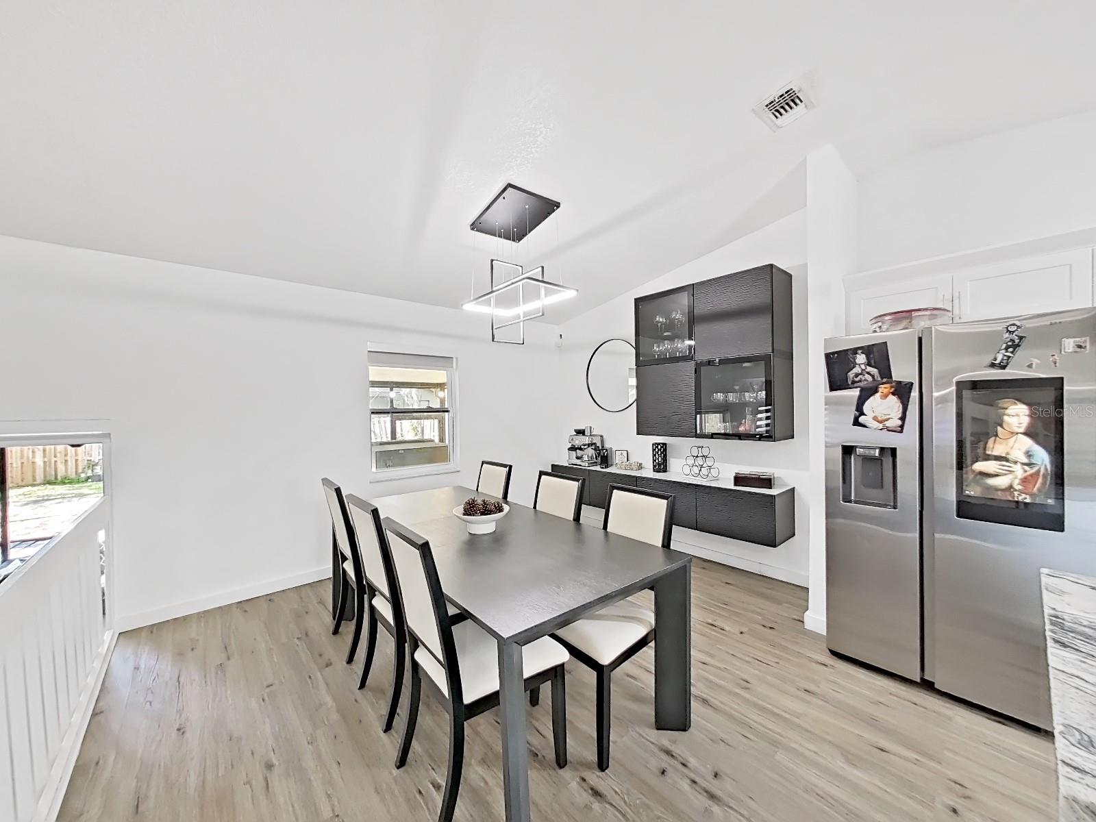 Image 11 of 48 For 3210 Acapulco Drive