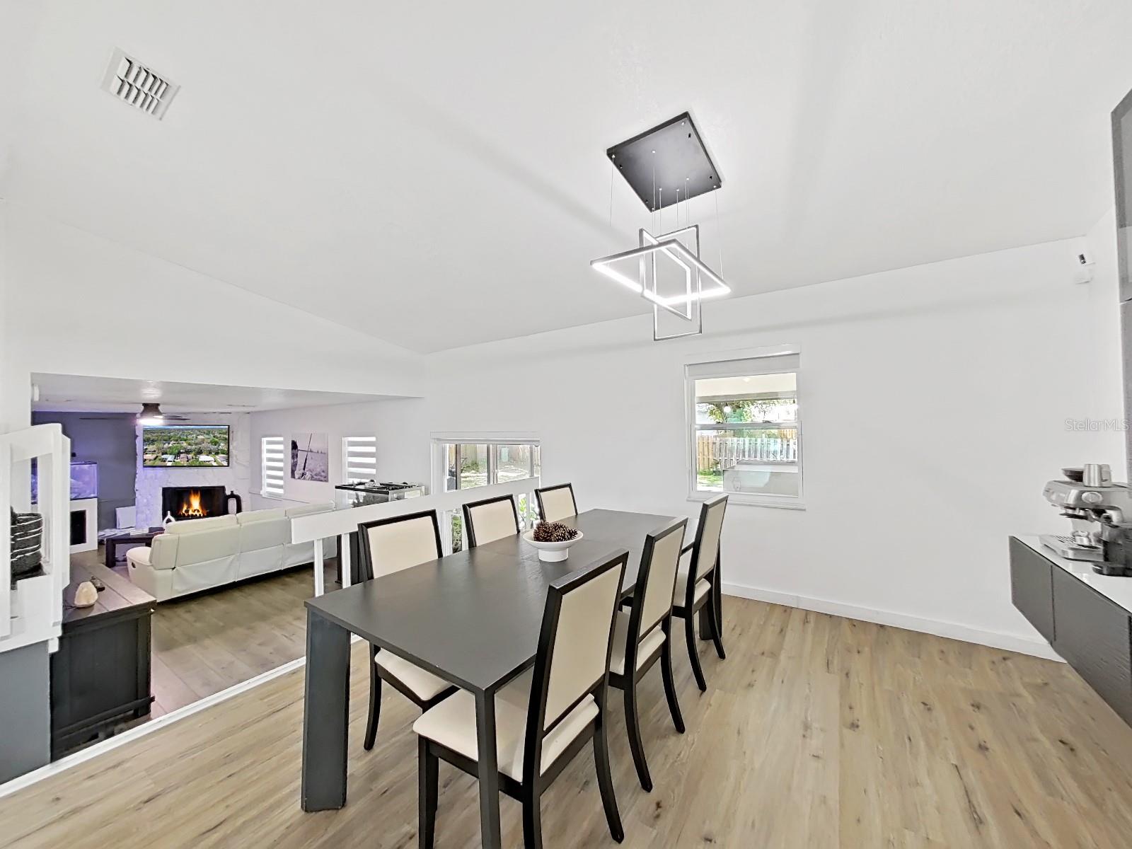 Image 12 of 48 For 3210 Acapulco Drive