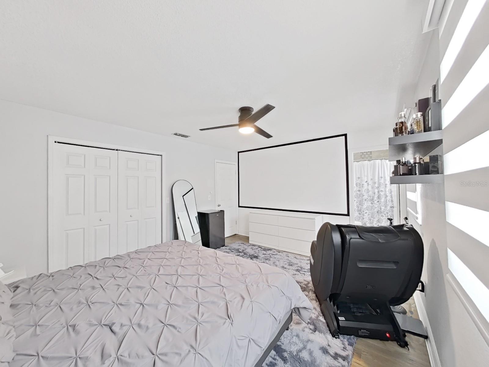 Image 29 of 48 For 3210 Acapulco Drive