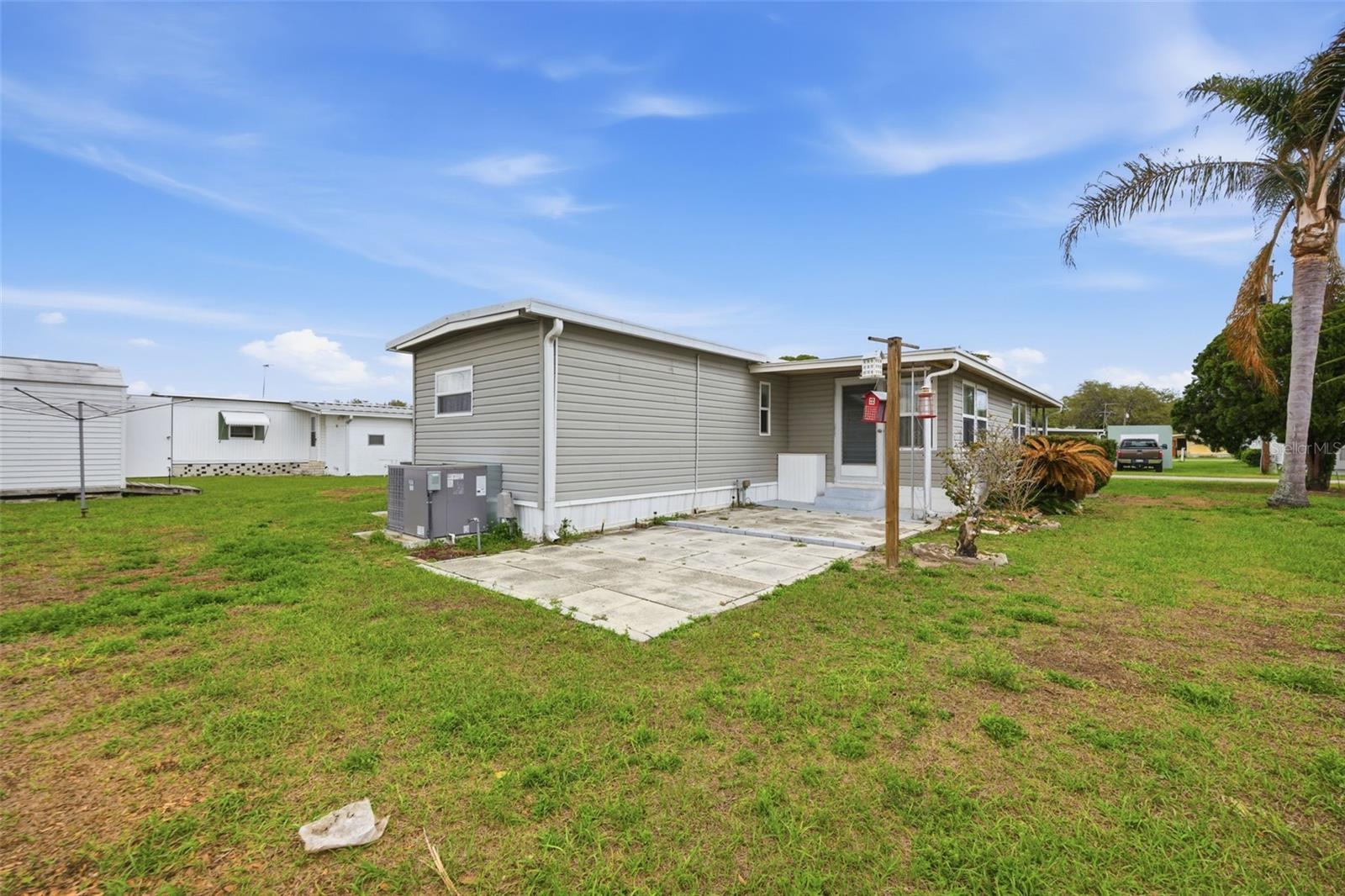 Image 29 of 35 For 4833 Royal Palm Drive