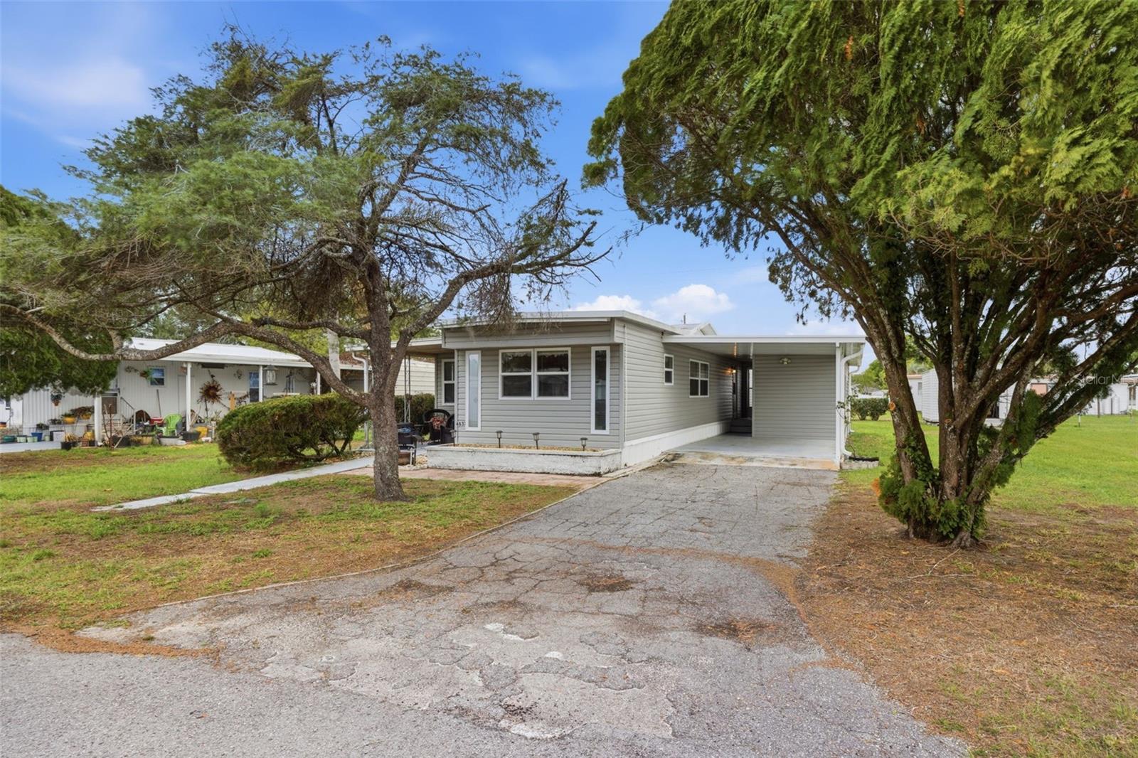 Image 3 of 35 For 4833 Royal Palm Drive