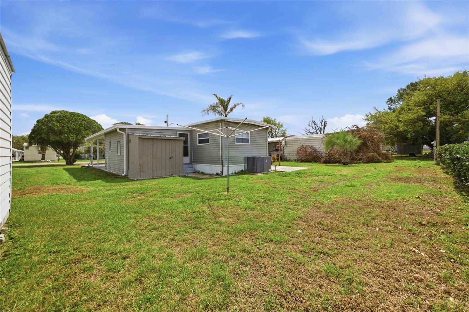 Image 31 of 35 For 4833 Royal Palm Drive