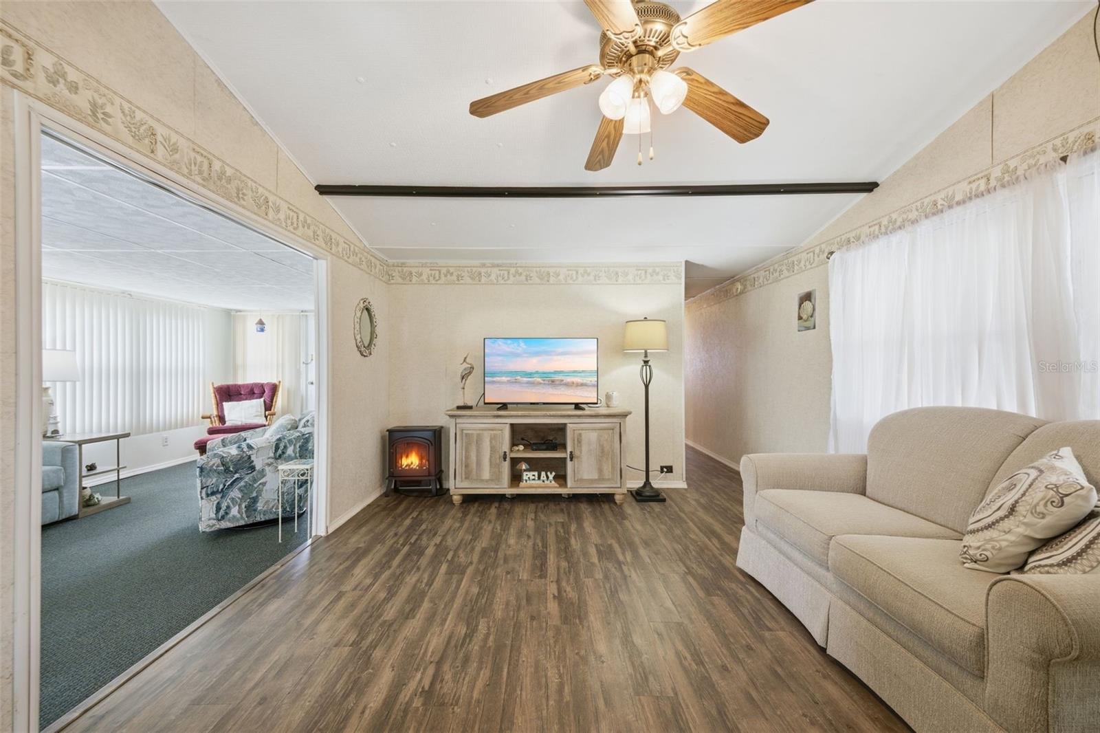 Image 9 of 35 For 4833 Royal Palm Drive