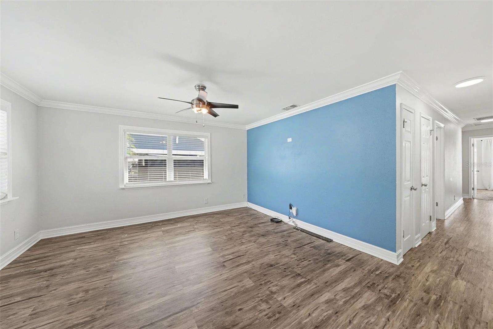 Image 7 of 29 For 7004 Cameron Avenue