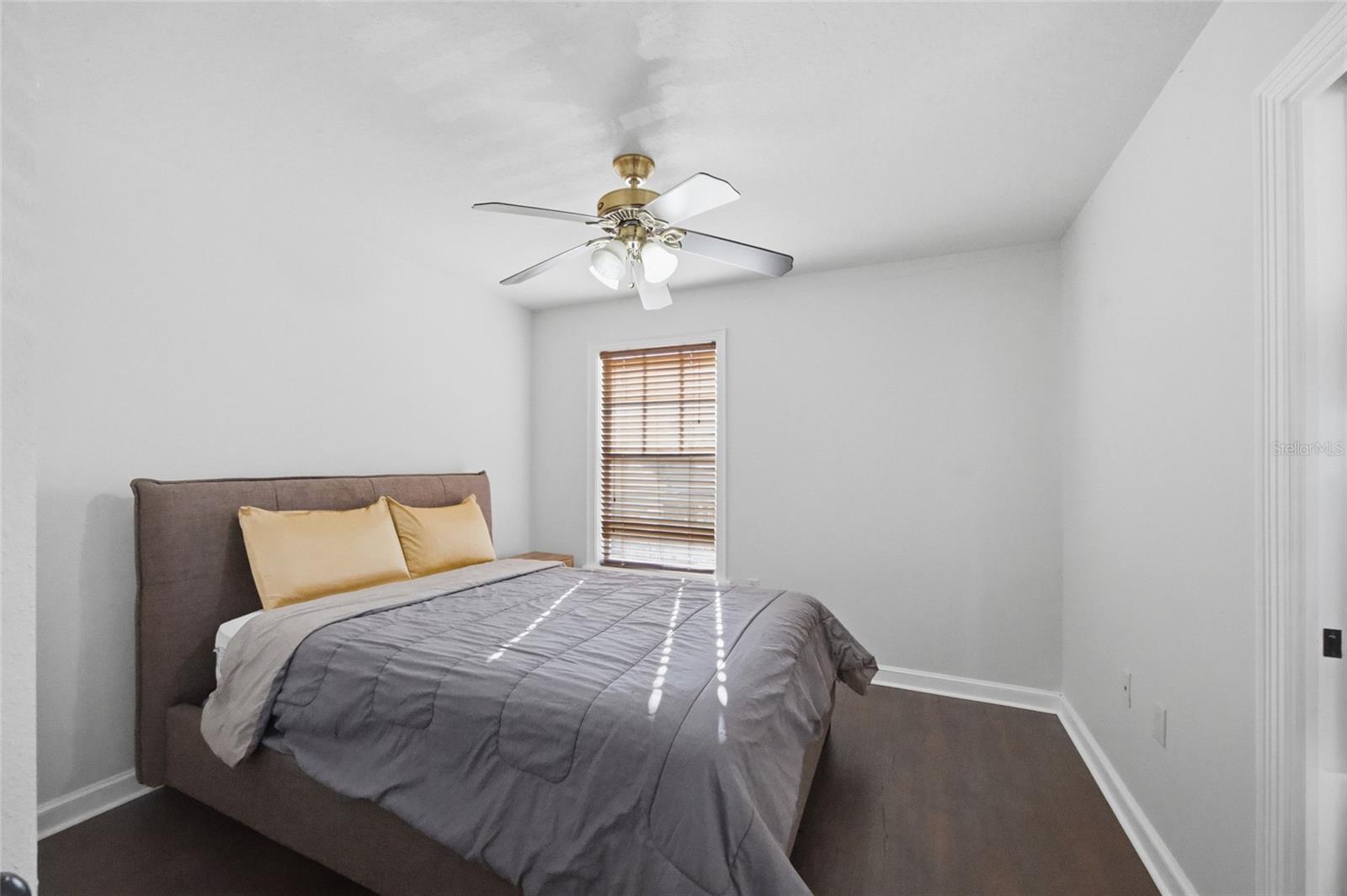 Image 32 of 48 For 7504 West Shore Boulevard