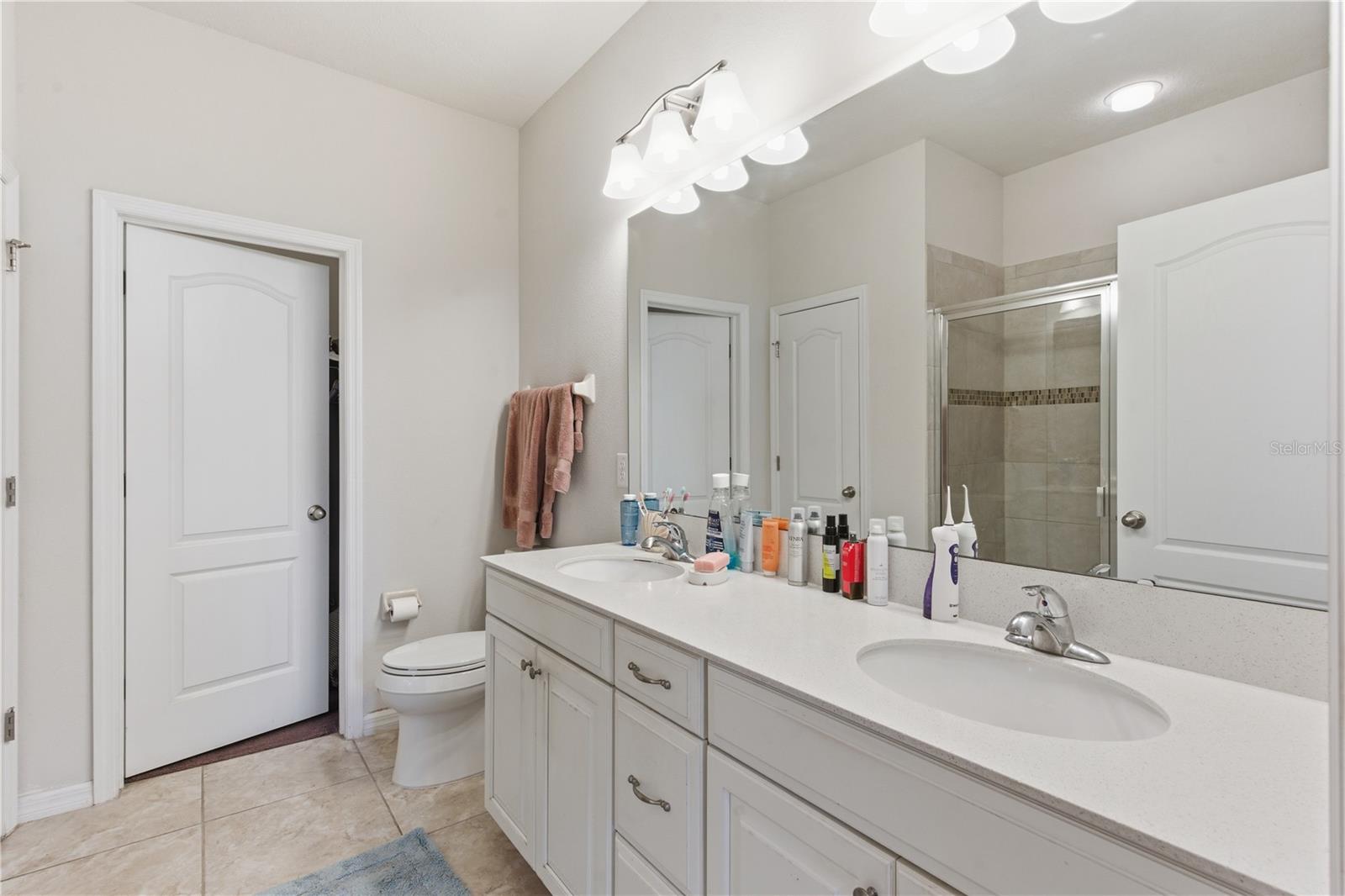 Image 37 of 53 For 2212 Broadway View Avenue