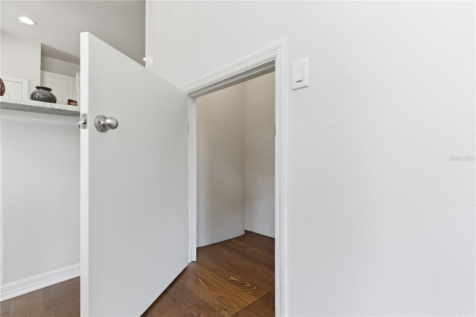 Image 45 of 53 For 2212 Broadway View Avenue