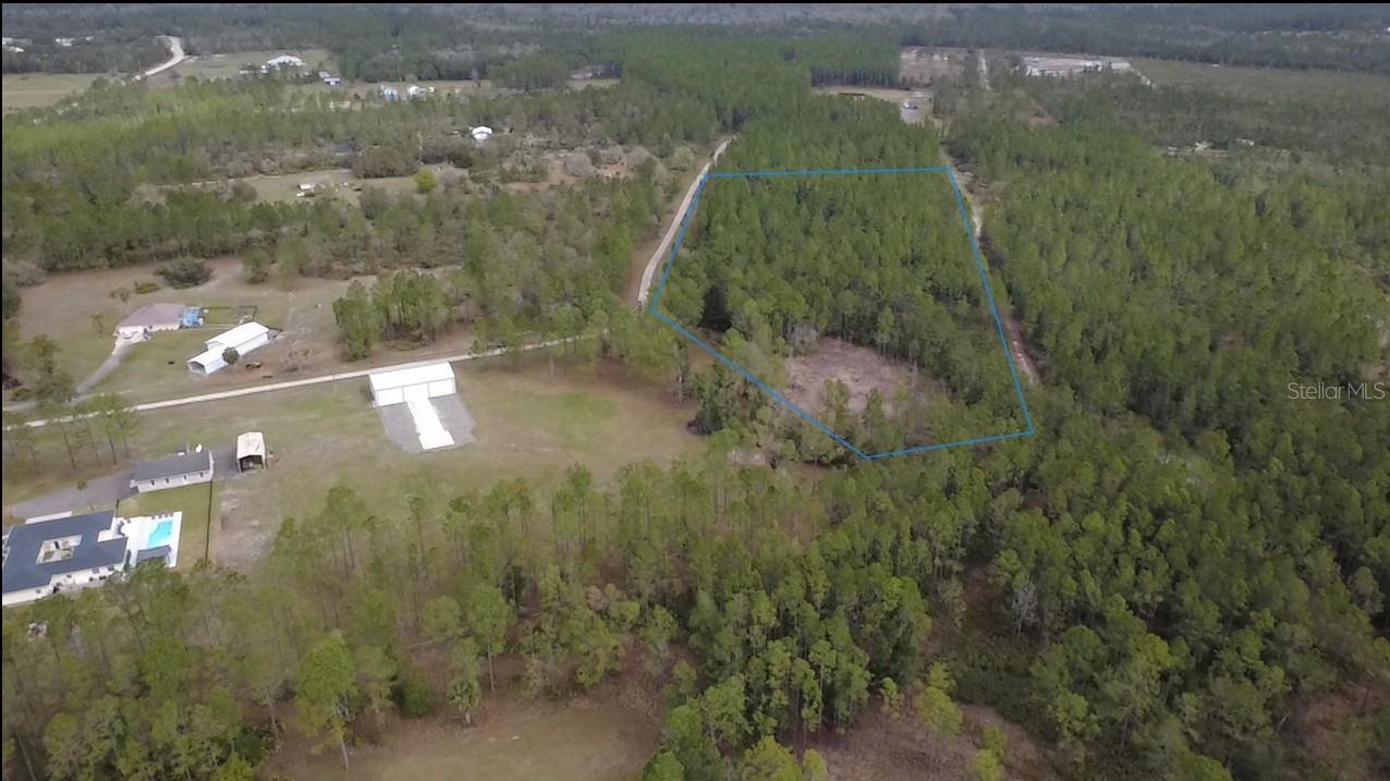 Image 18 of 21 For 1 Wild Cur Road