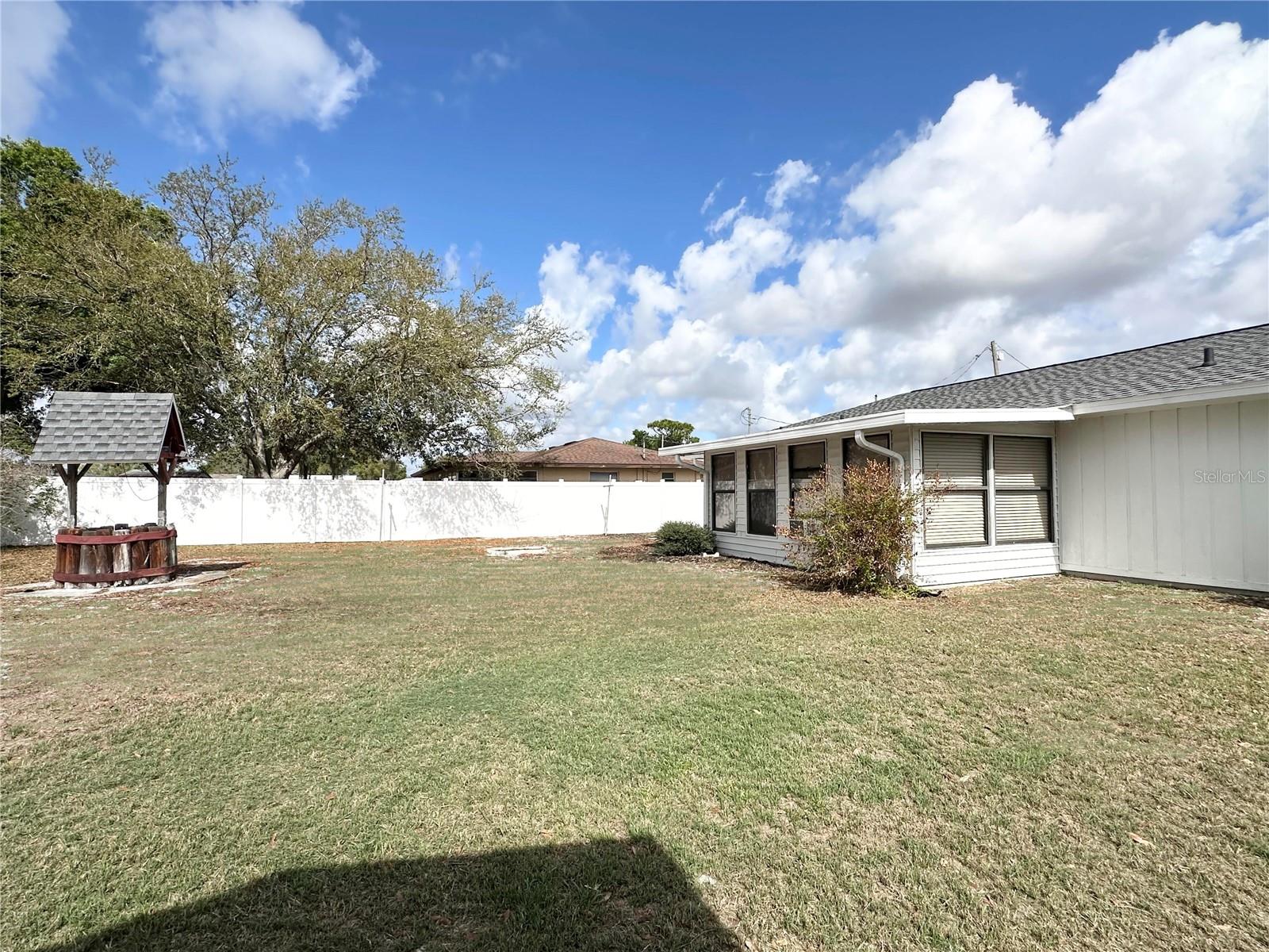 Image 30 of 34 For 125 Tyler Street