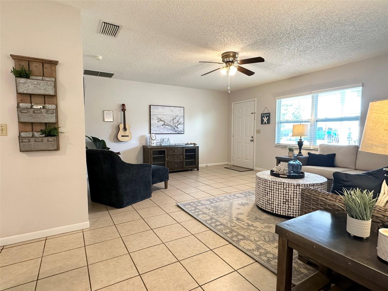 Image 9 of 34 For 125 Tyler Street