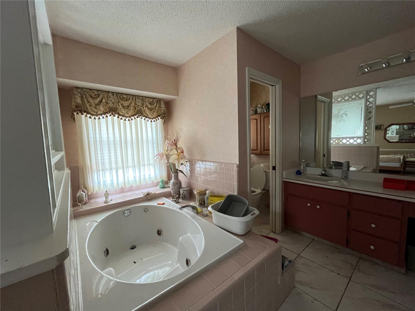 Image 22 of 47 For 8266 Ambrose Cove Way