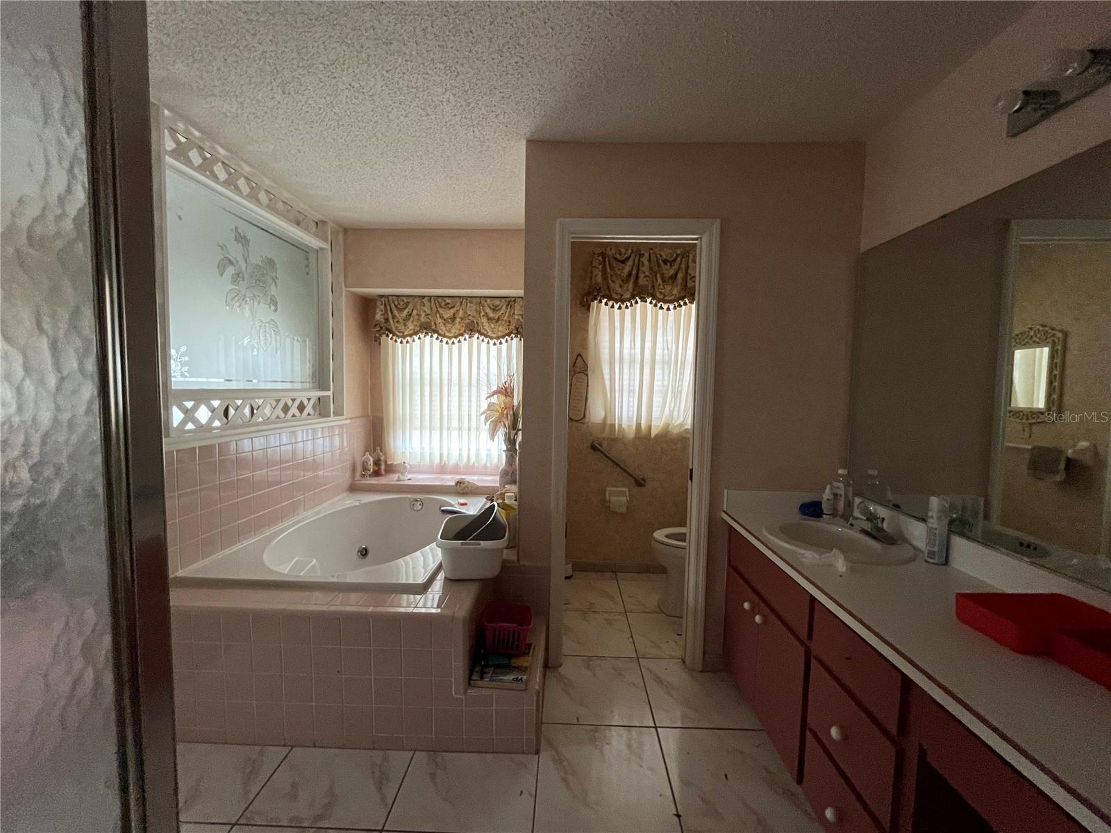 Image 24 of 47 For 8266 Ambrose Cove Way