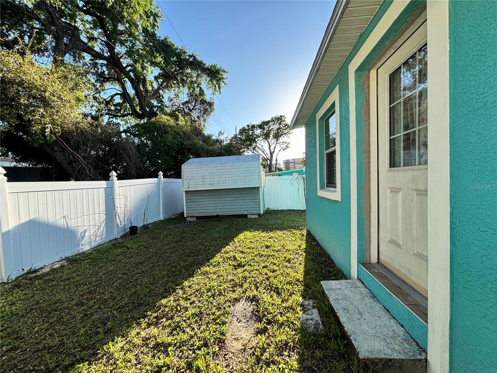 Image 21 of 32 For 2715 Bel Aire Circle