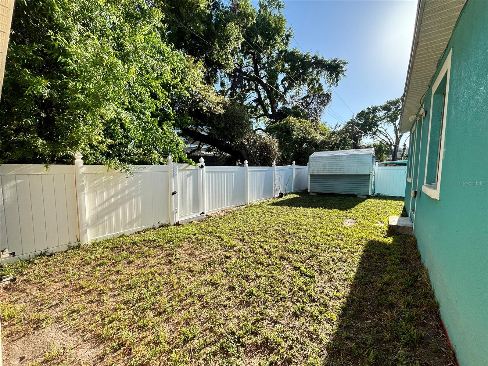 Image 28 of 32 For 2715 Bel Aire Circle