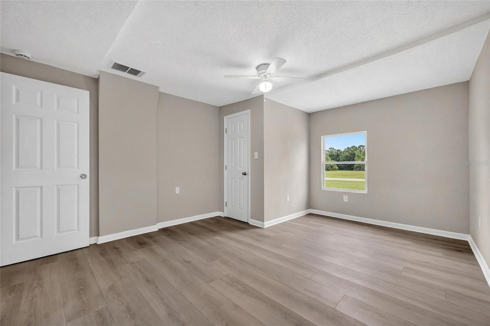 Image 27 of 44 For 1012 Prescott Lane