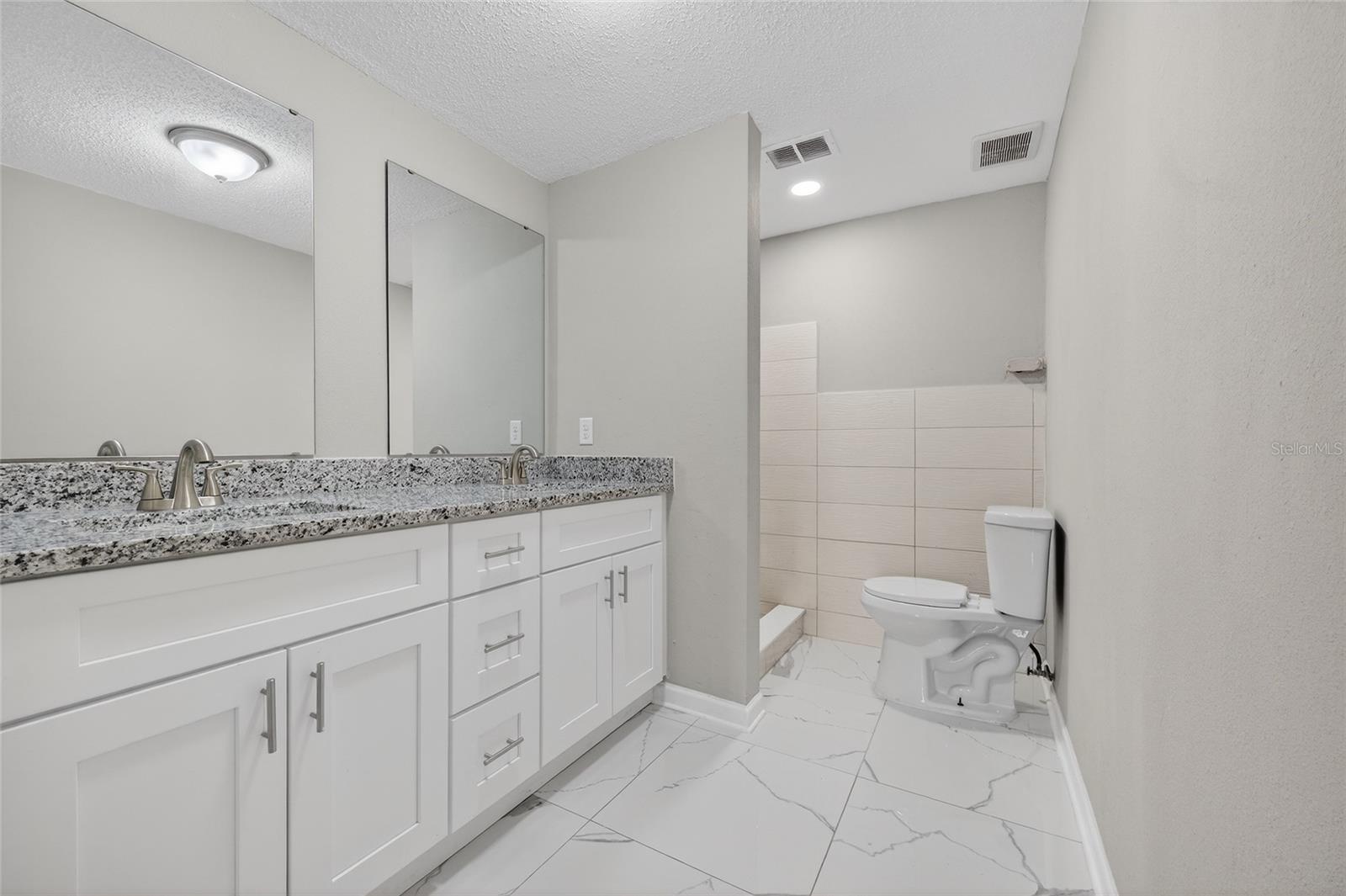 Image 28 of 44 For 1012 Prescott Lane