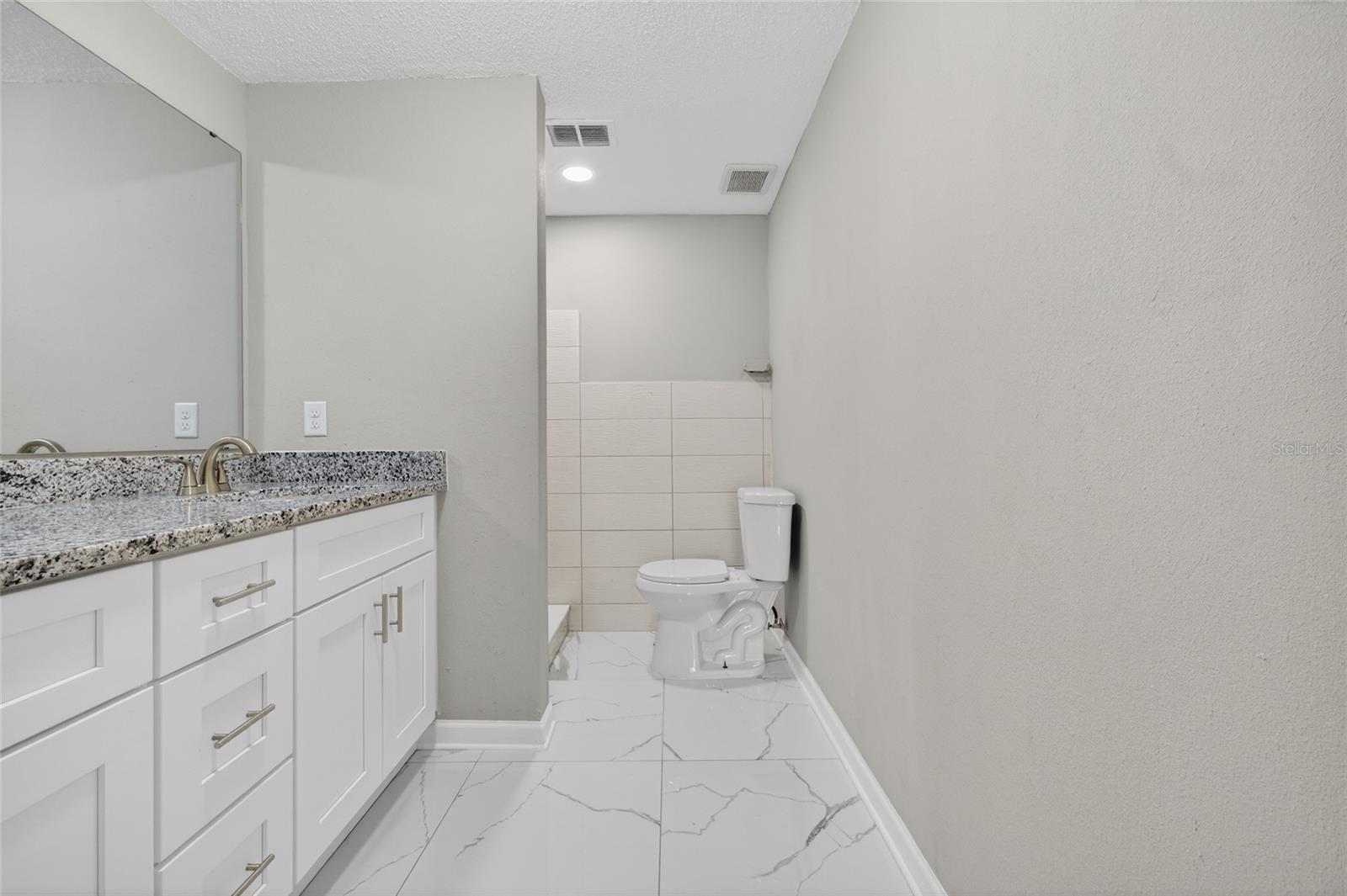 Image 29 of 44 For 1012 Prescott Lane