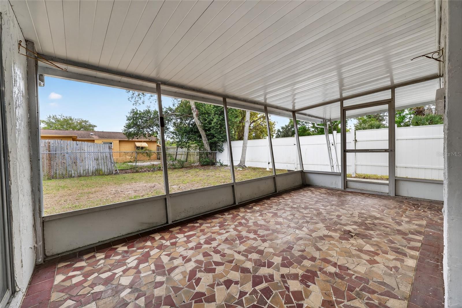 Image 34 of 44 For 1012 Prescott Lane