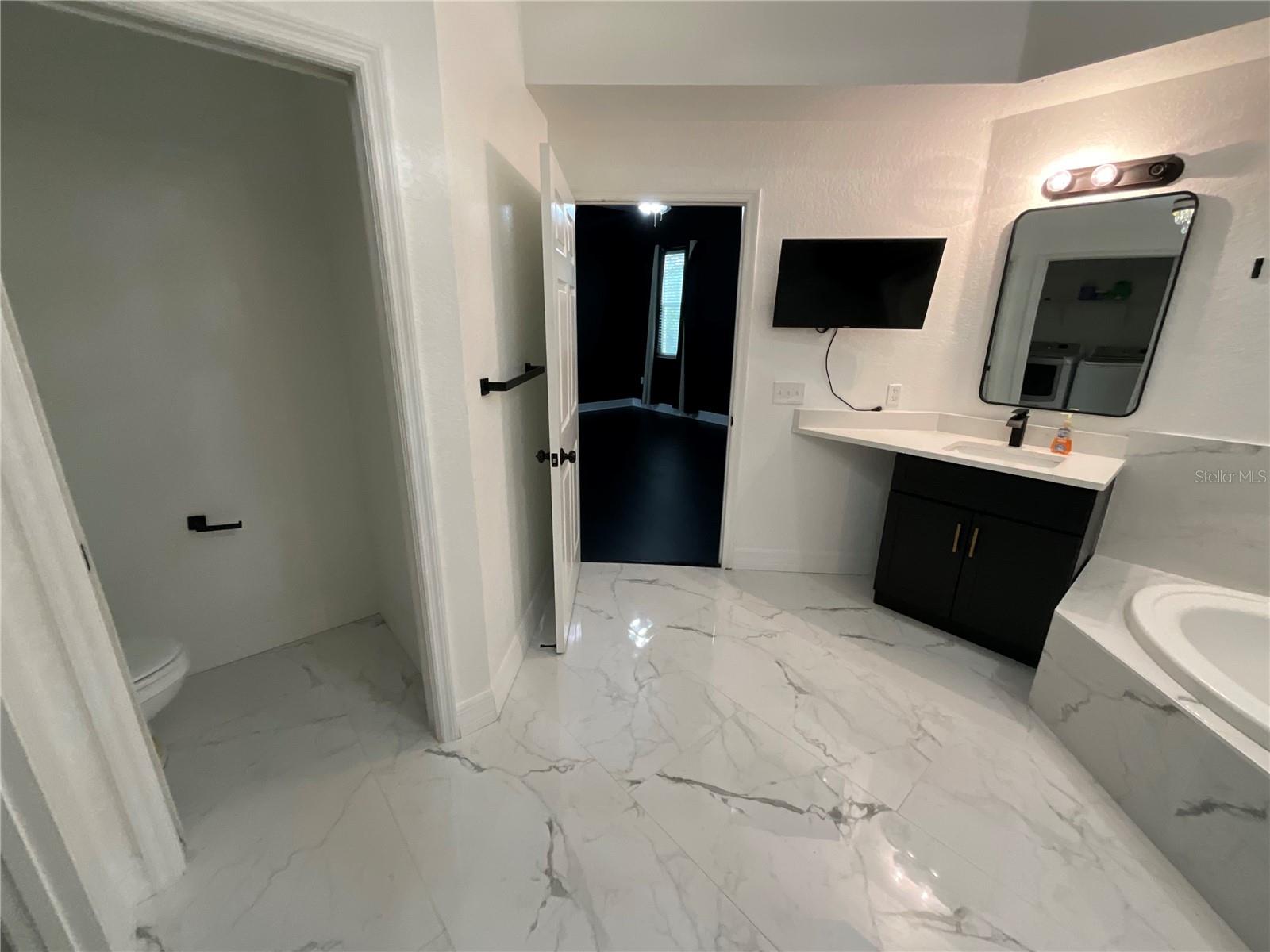 Image 9 of 23 For 515 Villa Treviso Court