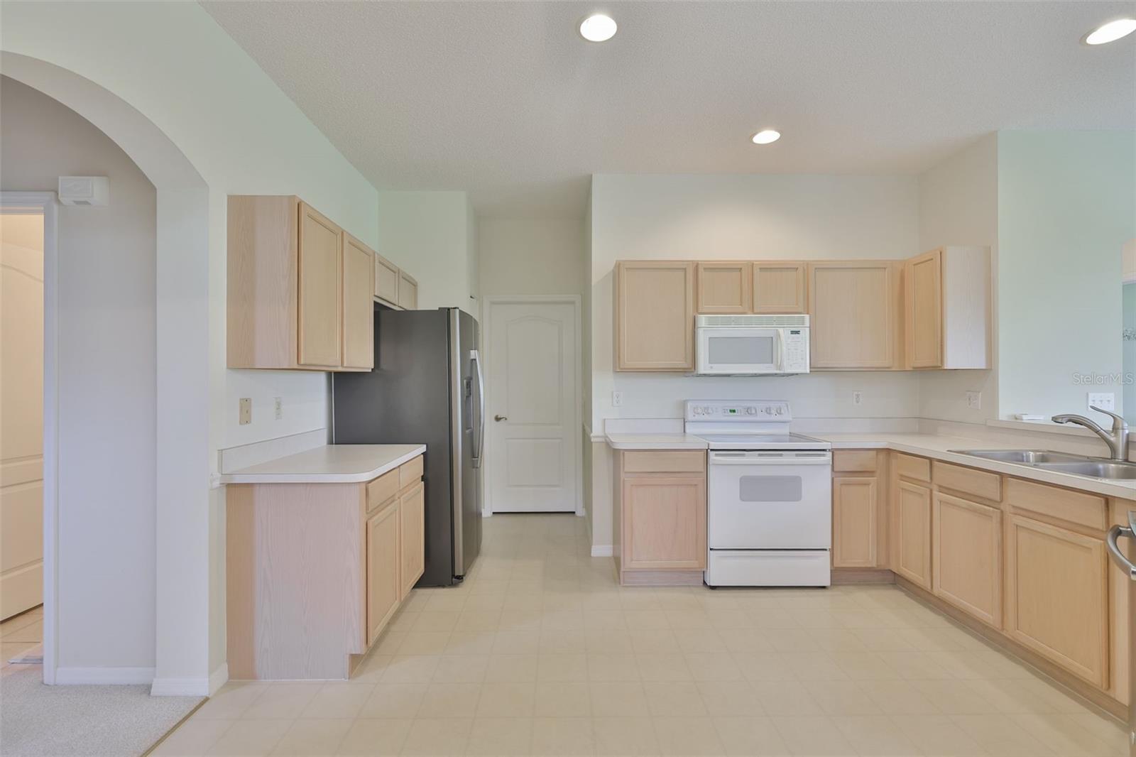 Image 20 of 95 For 2023 Acadia Greens Drive 32