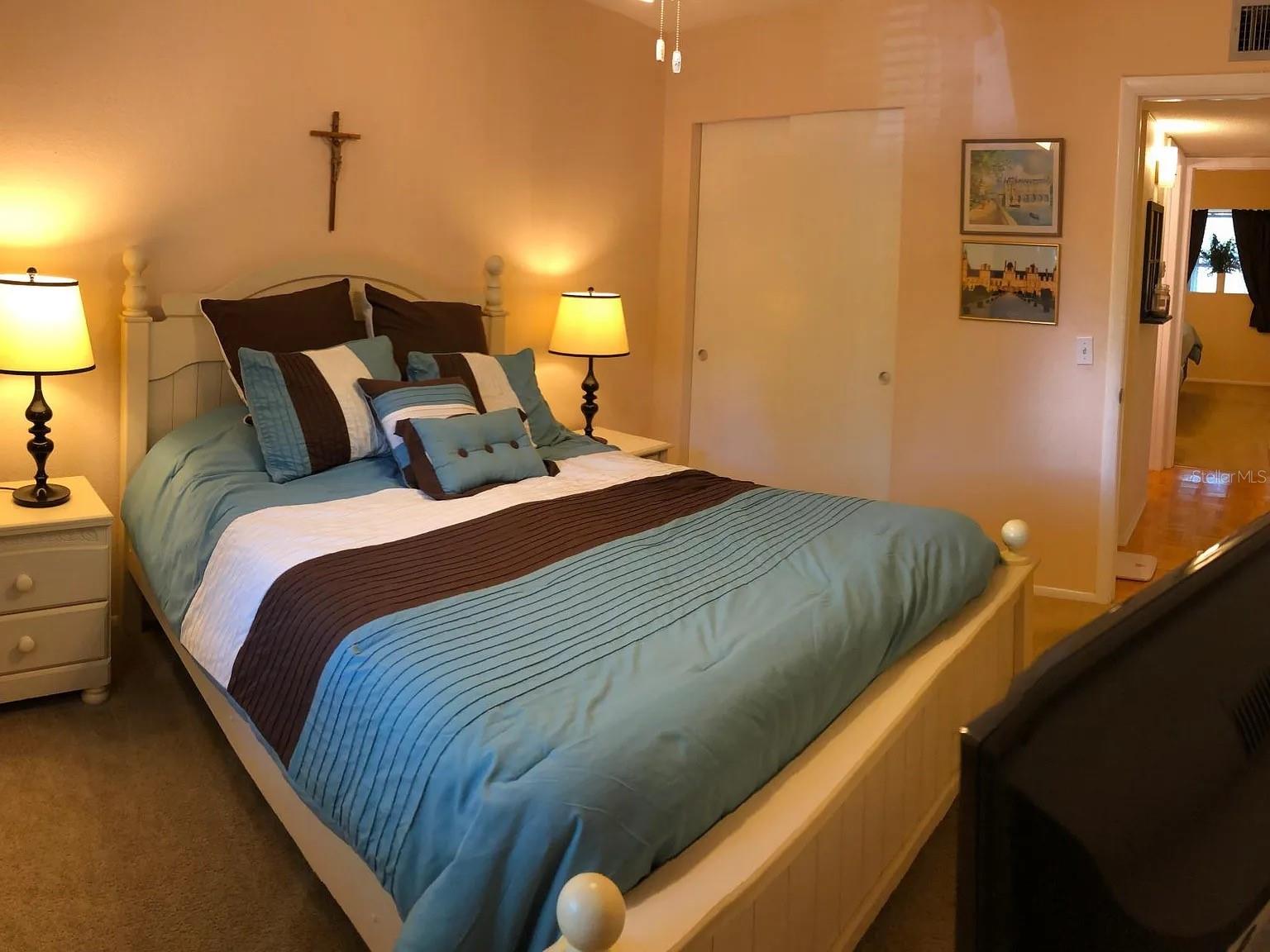 Image 13 of 23 For 2071 Australia Way W 29