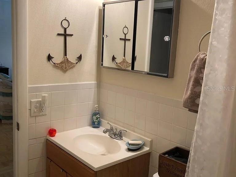 Image 15 of 23 For 2071 Australia Way W 29