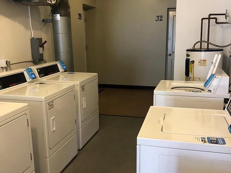 Image 18 of 23 For 2071 Australia Way W 29