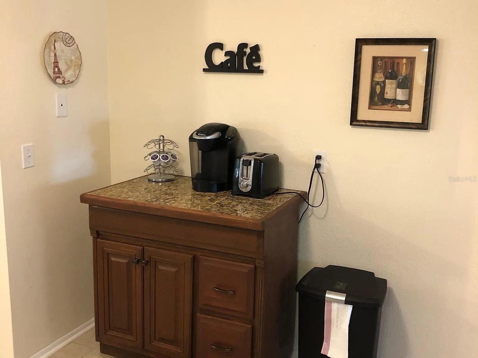 Image 6 of 23 For 2071 Australia Way W 29