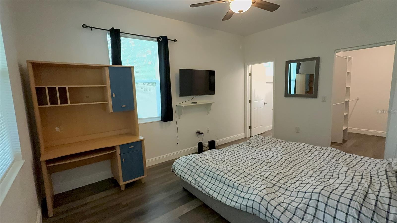 Image 15 of 22 For 3204 Mohawk Avenue