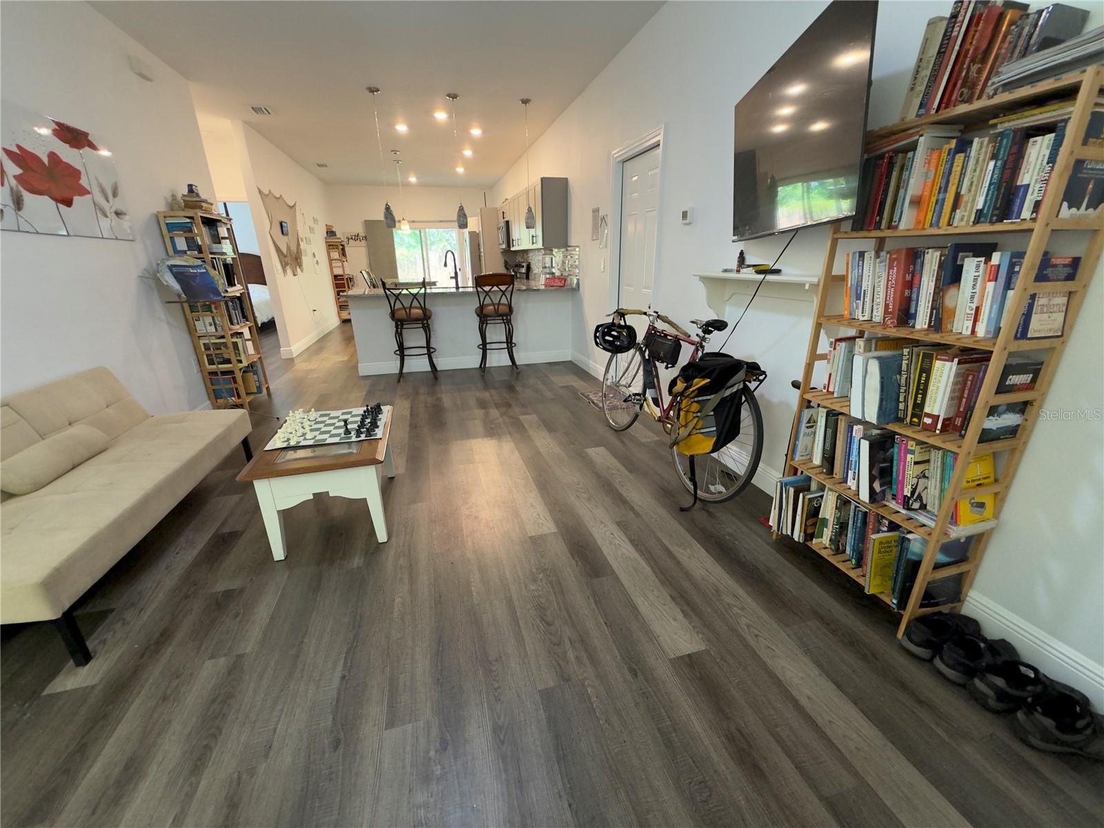 Image 3 of 22 For 3204 Mohawk Avenue