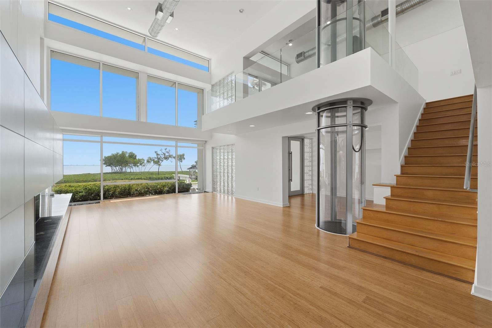 Image 6 of 81 For 1405 Bayshore Drive