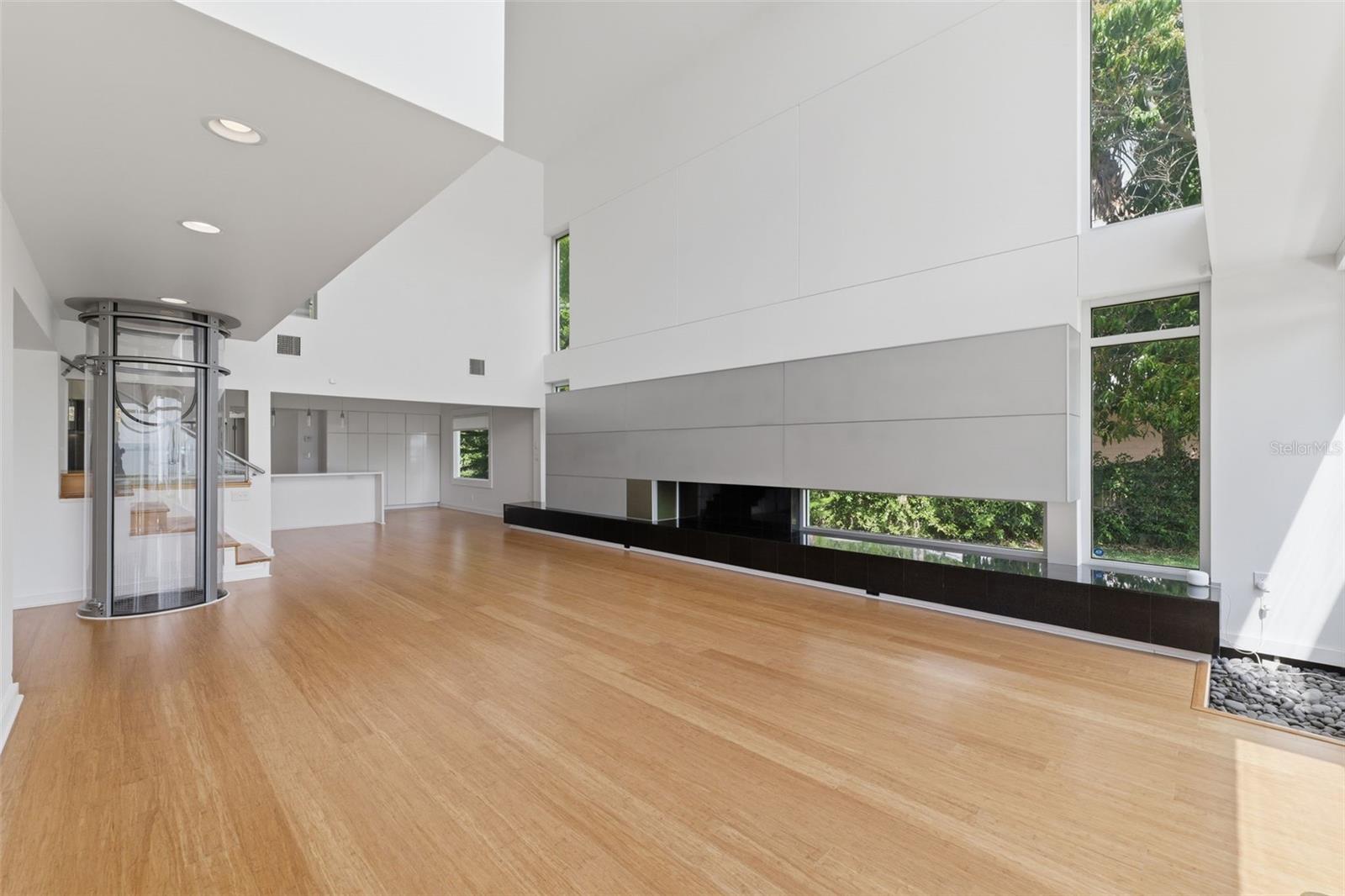 Image 77 of 81 For 1405 Bayshore Drive