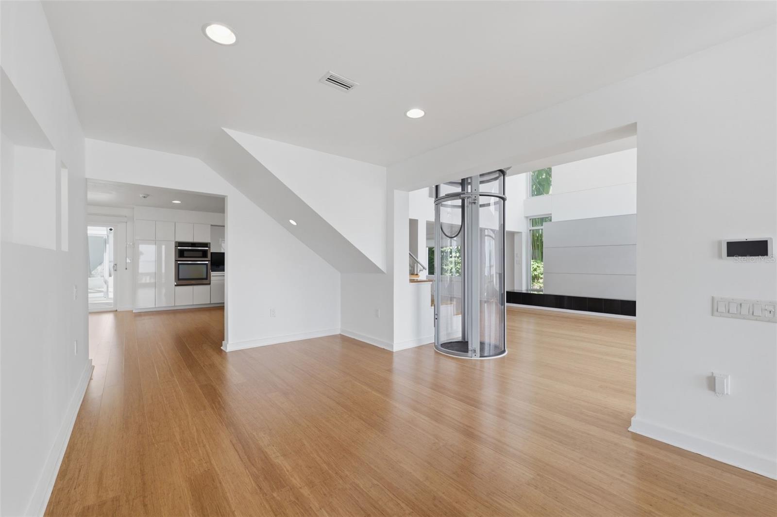 Image 79 of 81 For 1405 Bayshore Drive