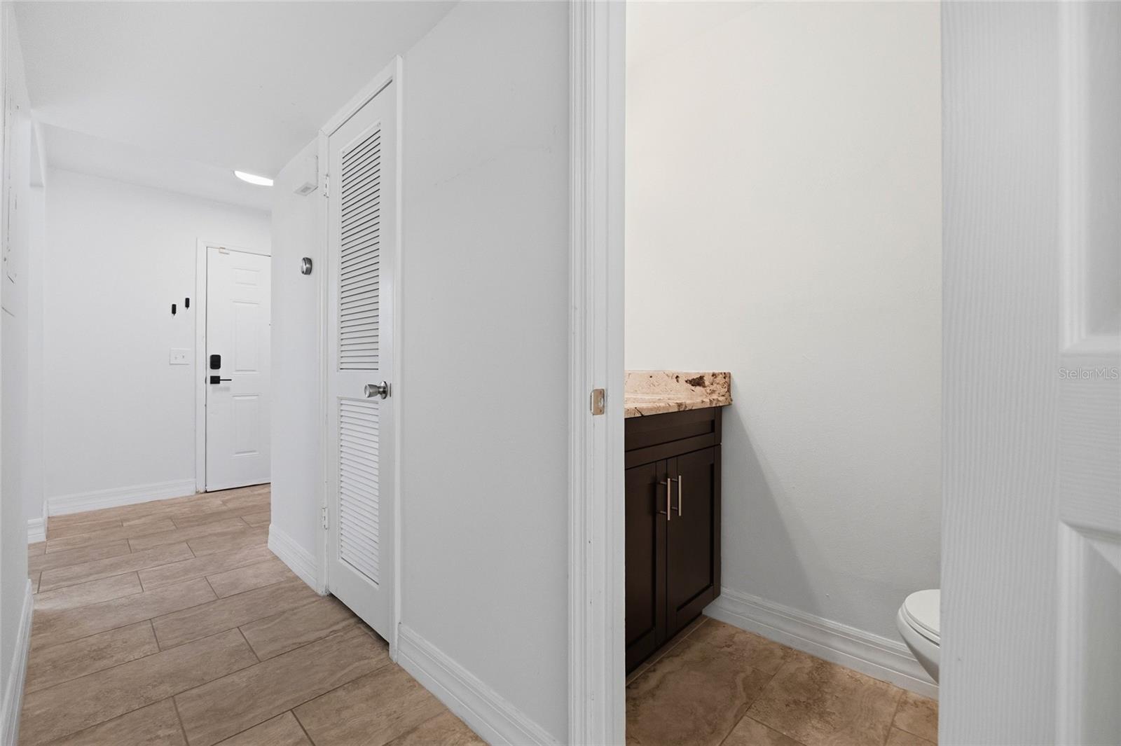 Image 12 of 49 For 14011 Notreville Way