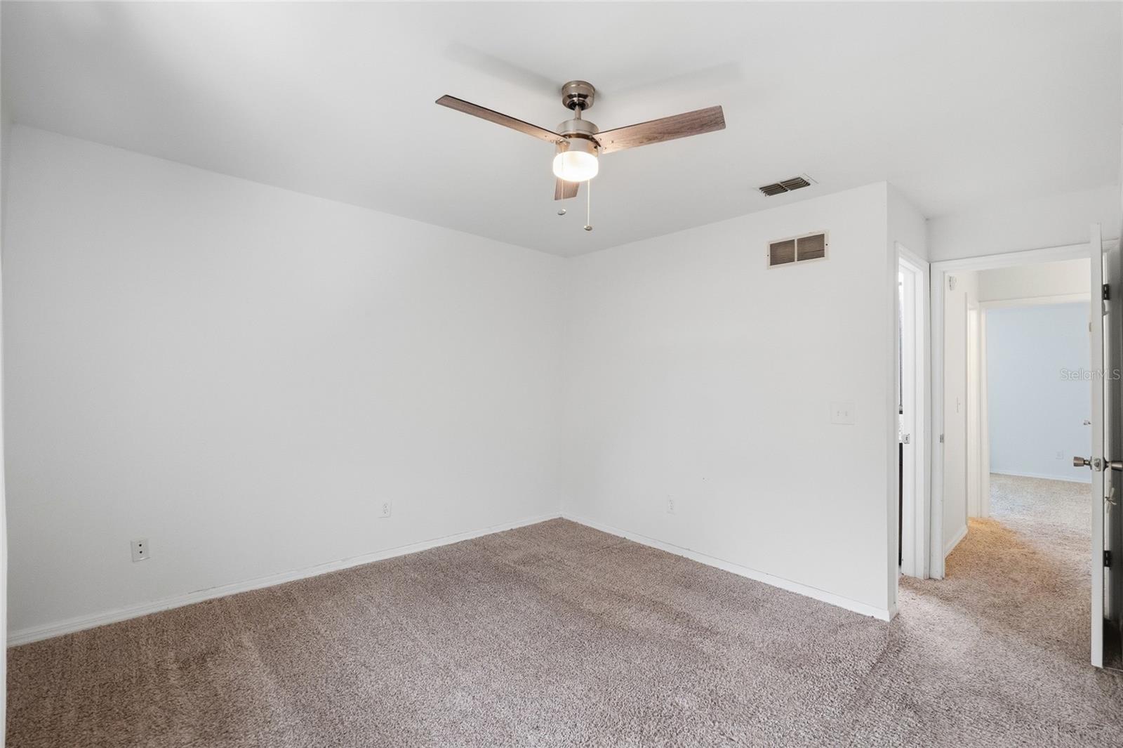 Image 21 of 49 For 14011 Notreville Way