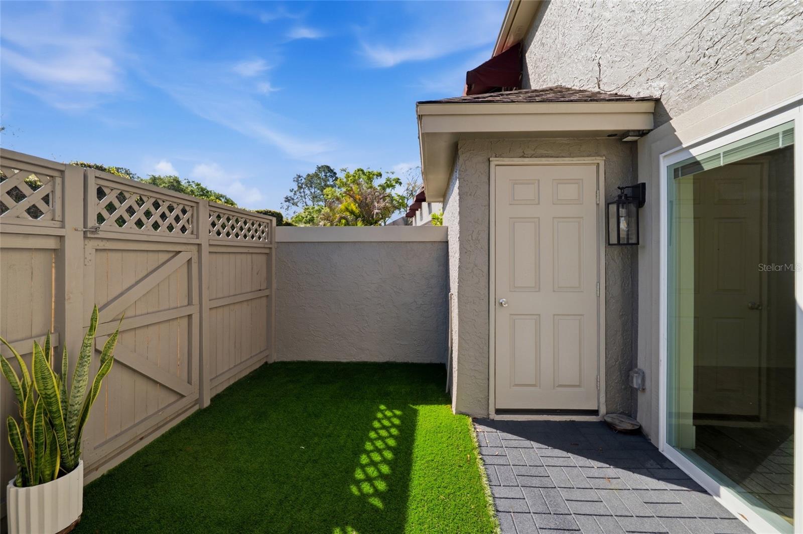 Image 26 of 49 For 14011 Notreville Way