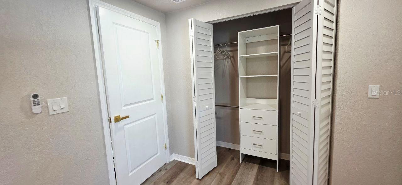 Image 11 of 23 For 4580 16th Street N