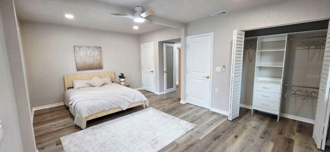 Image 21 of 23 For 4580 16th Street N