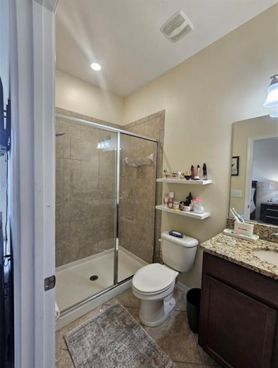 Image 16 of 32 For 4393 Fennwood Ct