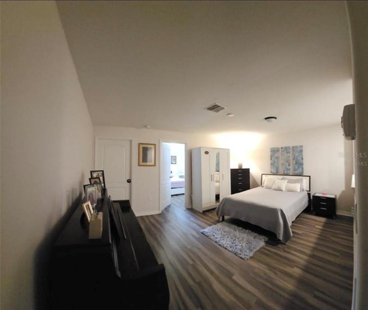 Image 21 of 32 For 4393 Fennwood Ct