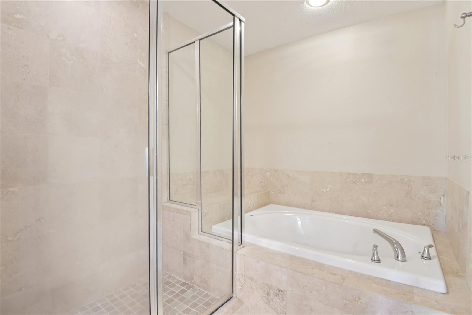 Image 23 of 53 For 300 Valencia Circle