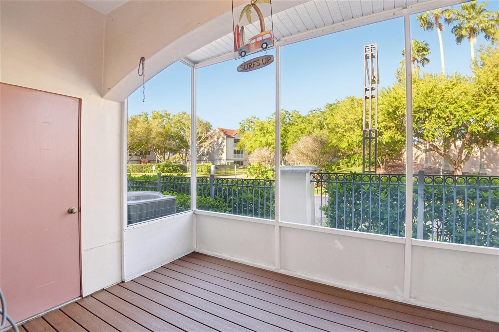 Image 36 of 53 For 300 Valencia Circle