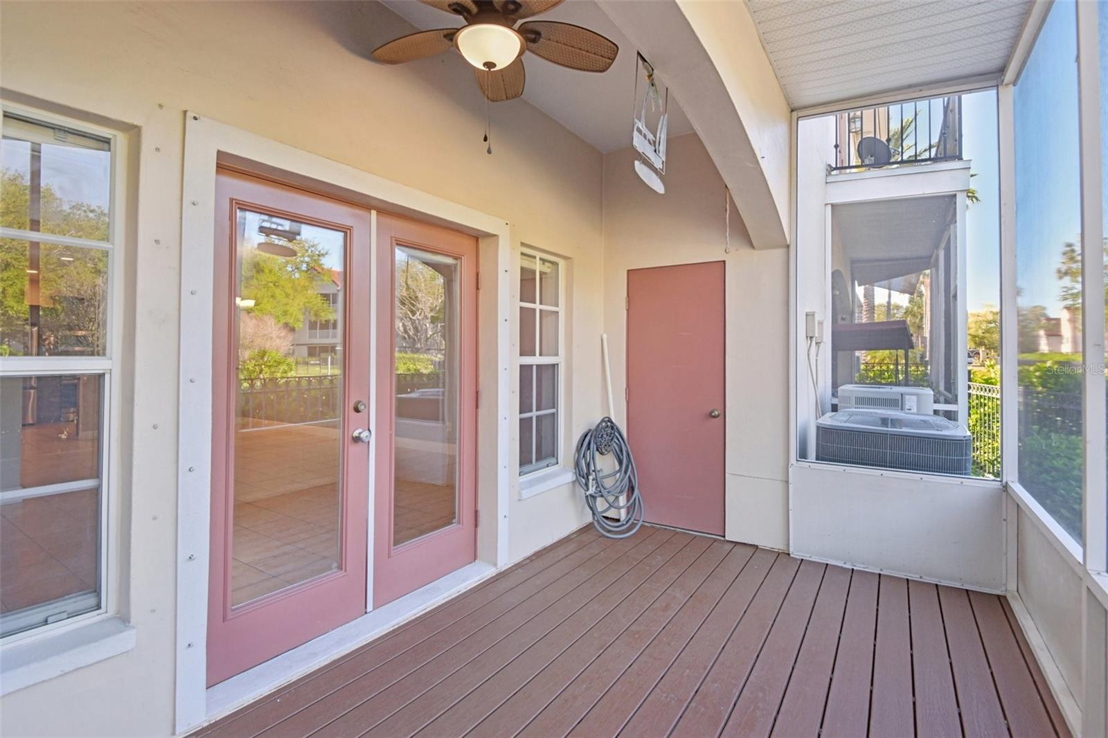 Image 37 of 53 For 300 Valencia Circle