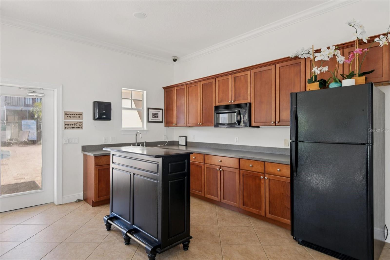 Image 46 of 53 For 300 Valencia Circle