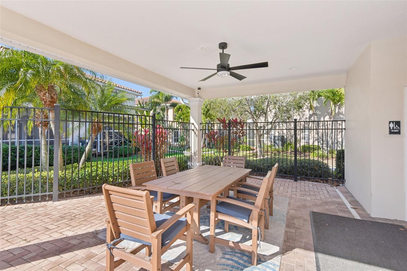 Image 47 of 53 For 300 Valencia Circle