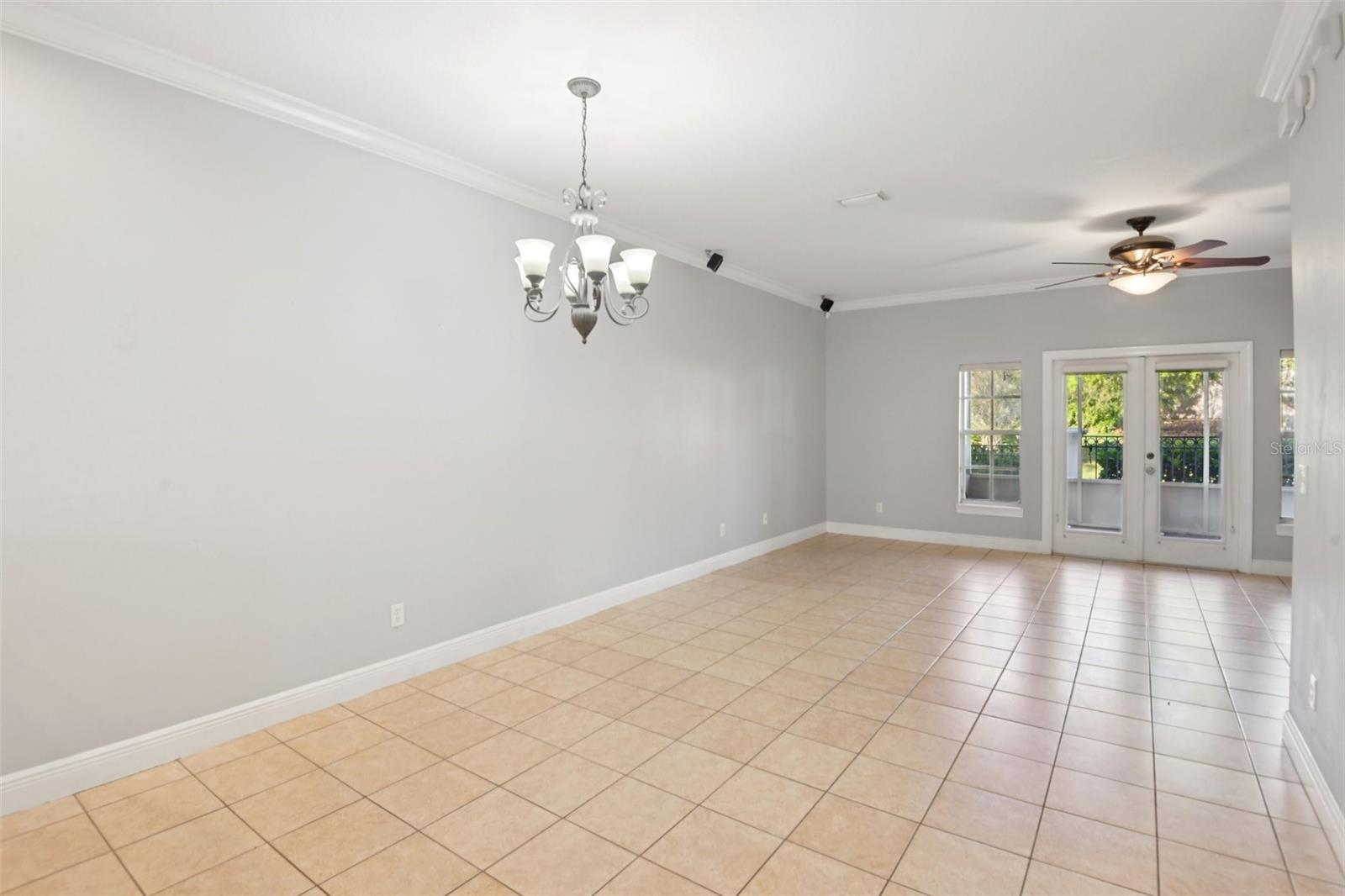 Image 8 of 53 For 300 Valencia Circle