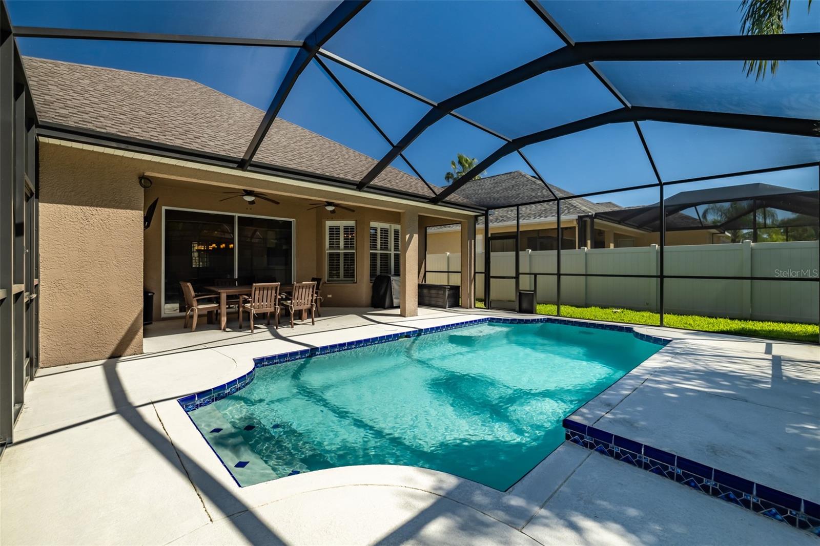 Image 40 of 64 For 11618 Whiterook Court