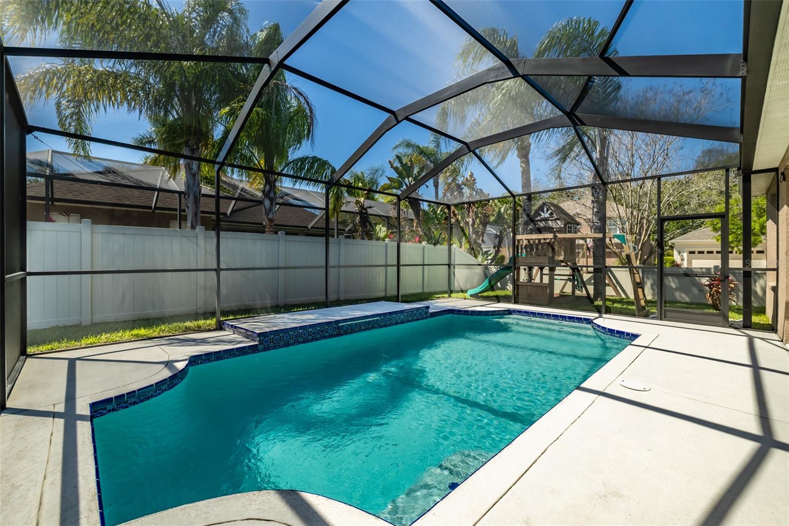 Image 42 of 64 For 11618 Whiterook Court