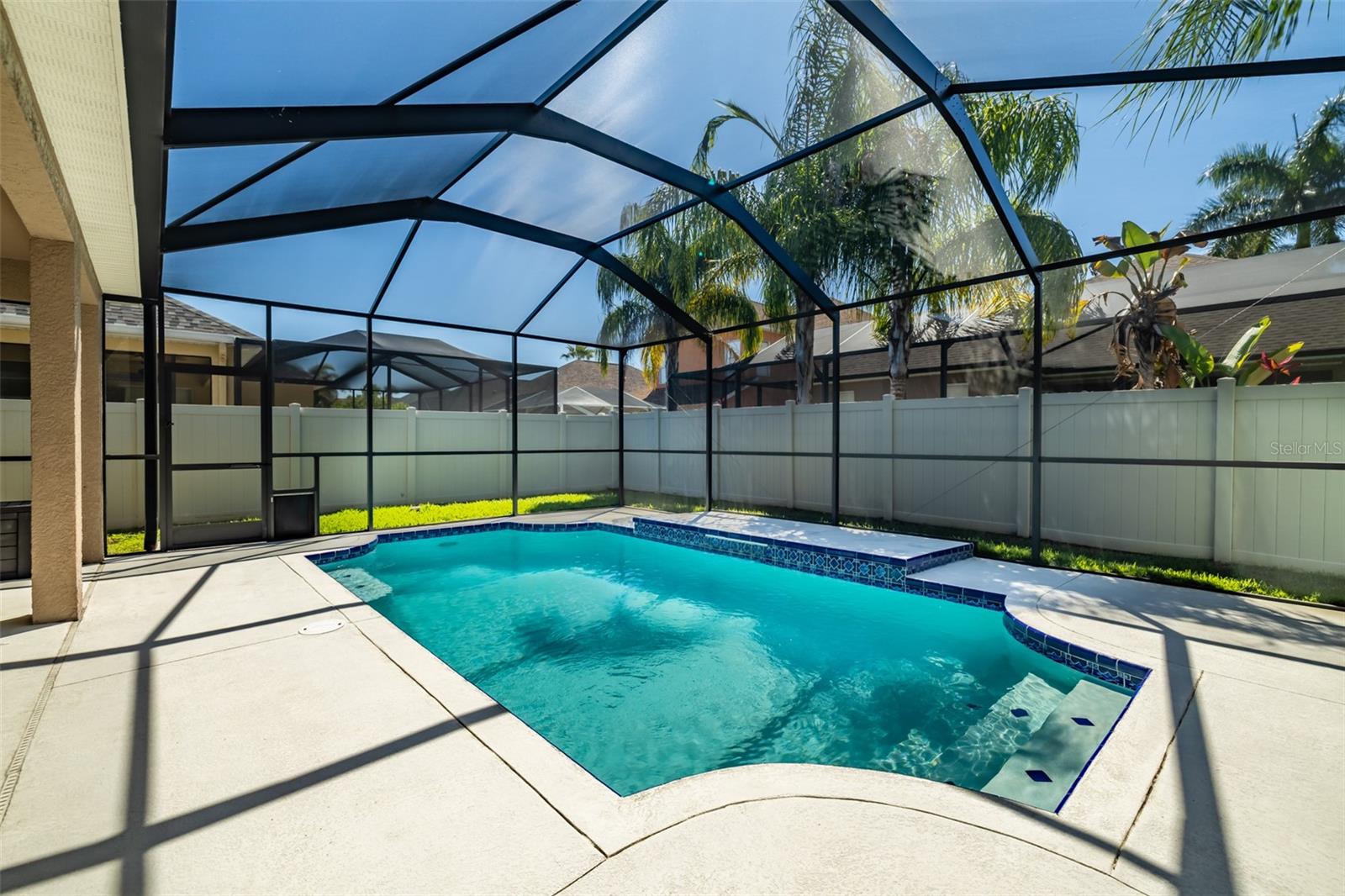 Image 43 of 64 For 11618 Whiterook Court